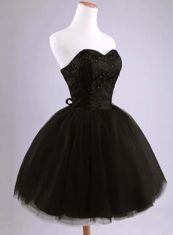 Beautiful Black Short Lace and Tulle Homecoming Dress, Sweetheart Short Prom Dress