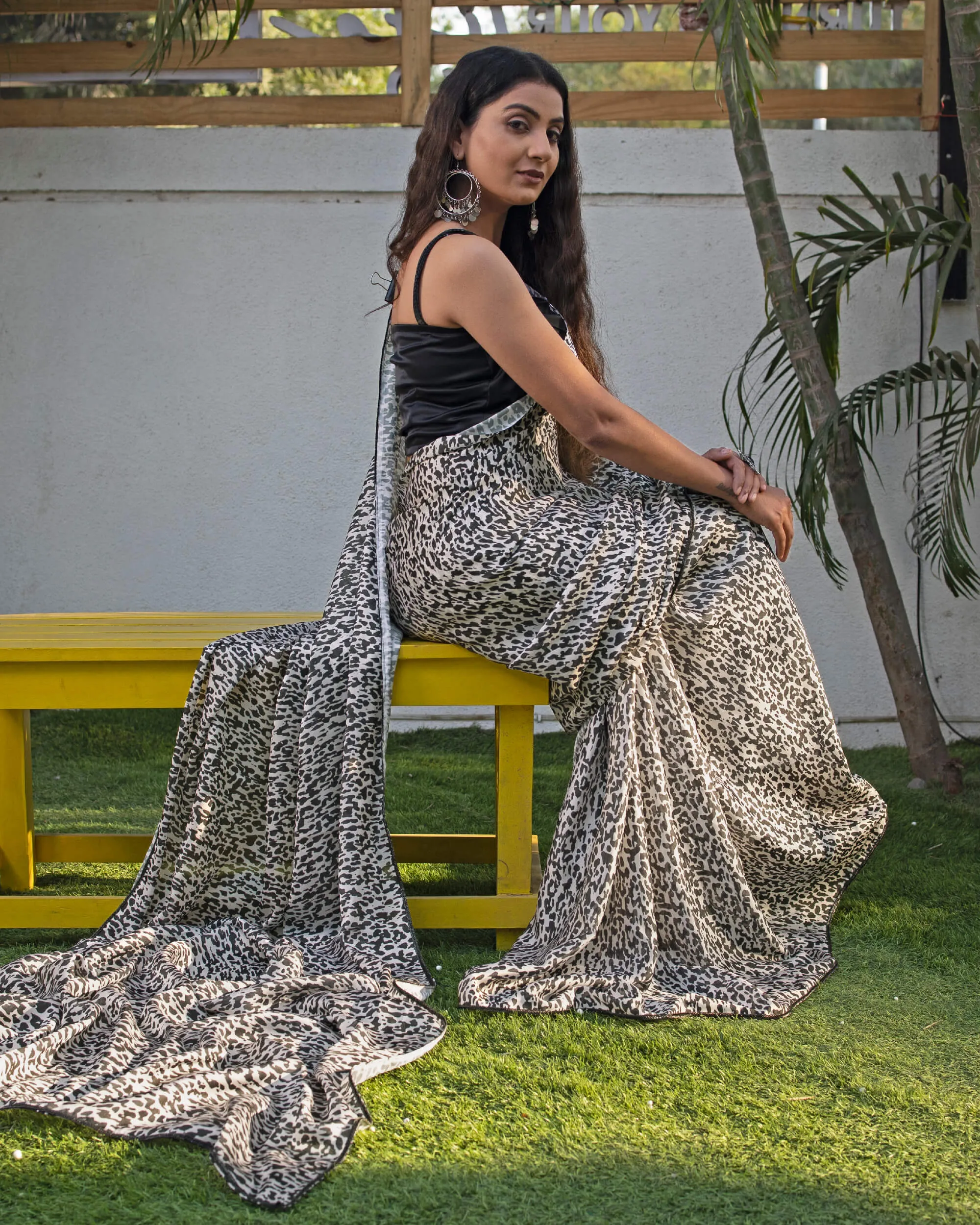 Black And Cream Animal Pattern Digital Print Crepe Silk Saree With Lace Border