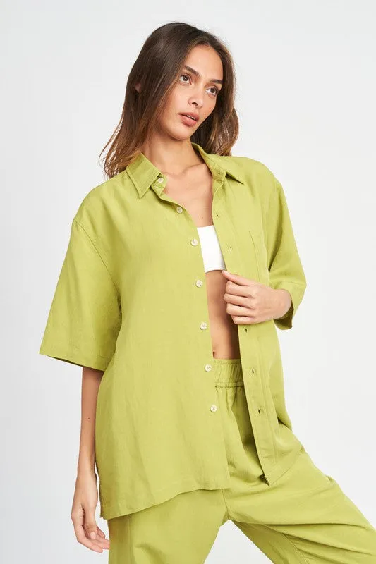 BUTTON UP OVERSIZED SHORT SLEEVE SHIRT