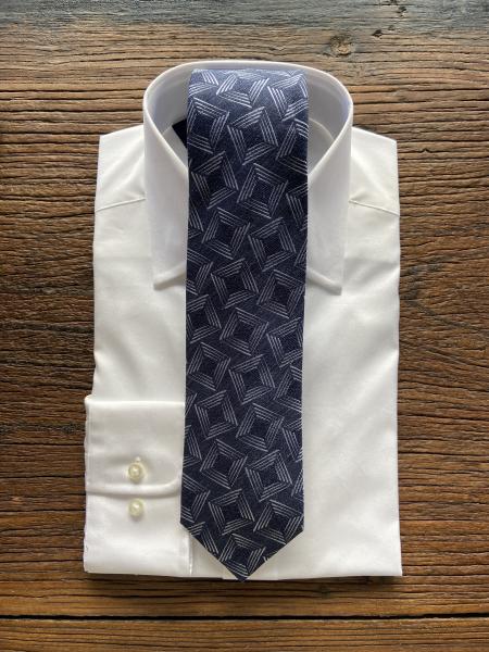 INDIGO CLUSTERED SQUARES TIE