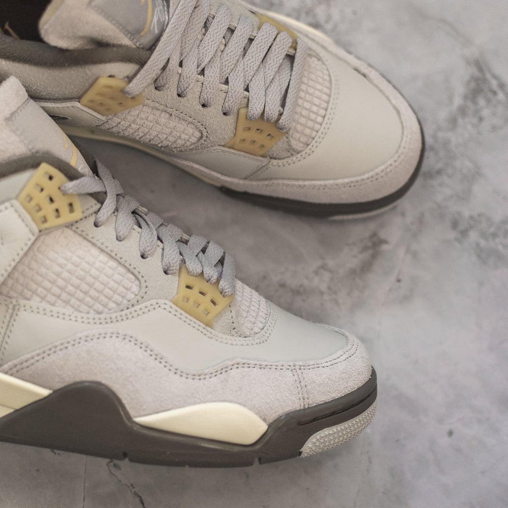 Jordan 4 Retro SE Craft Photon Dust