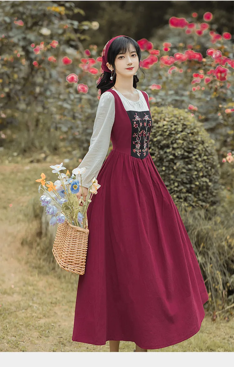 Liliana Cottage Witch Dress with Headscarf