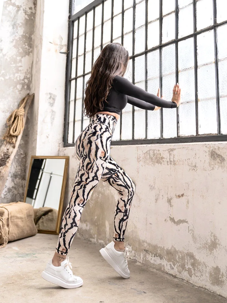 Lismina Extra High Waist Leggings White Zebra