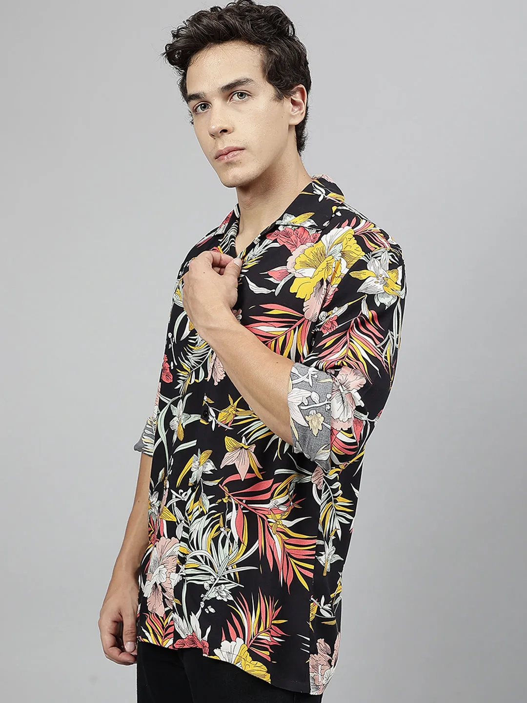 Men Black & Yellow Floral Printed Viscose Rayon Relaxed Fit Casual Resort Shirt