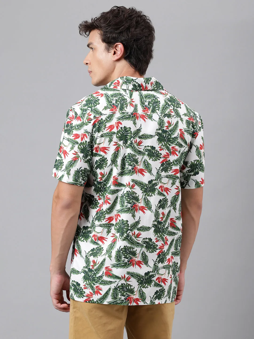 Men White & Green Floral Printed Viscose Rayon Regular Fit Resort Shirt