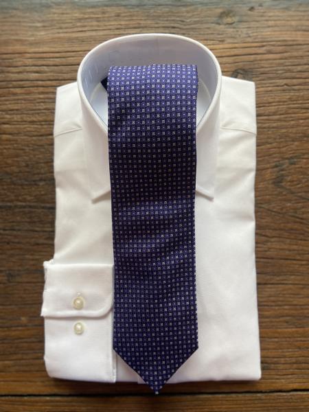 NAVY AND PURPLE TINY MEDALLION TIE, DAVID DONAHUE