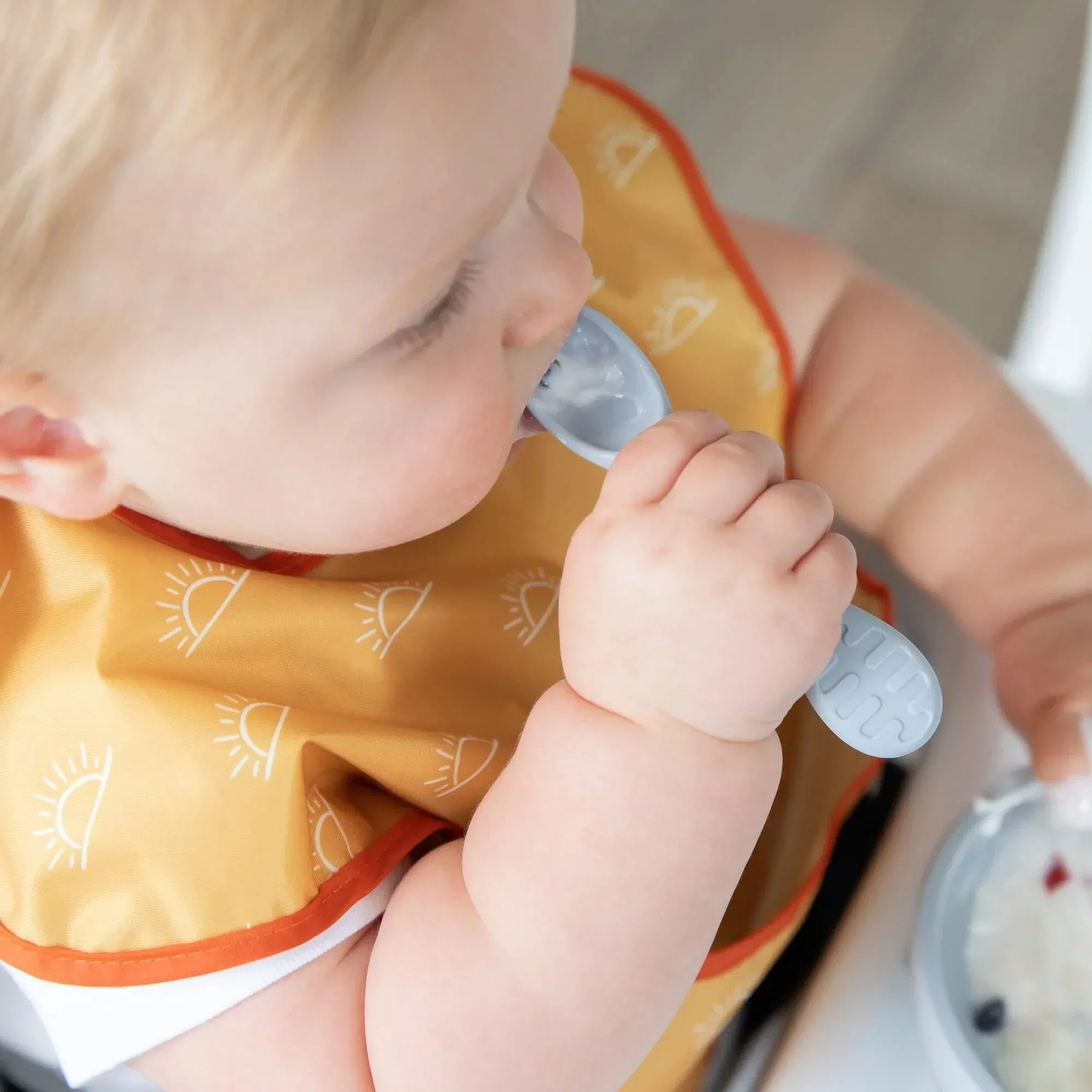 Silicone First Feeding Set: Gray