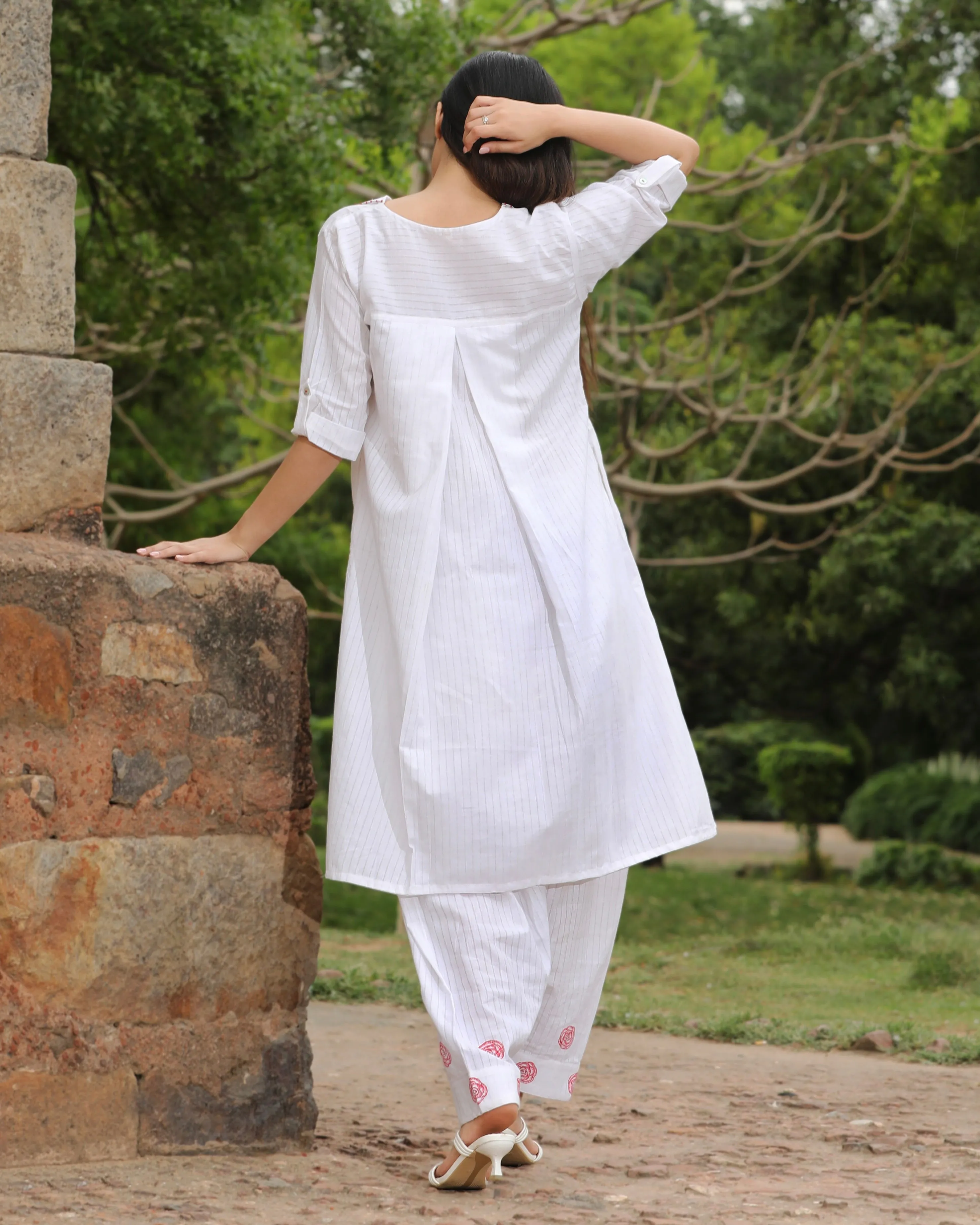 Surriaya salwar suit