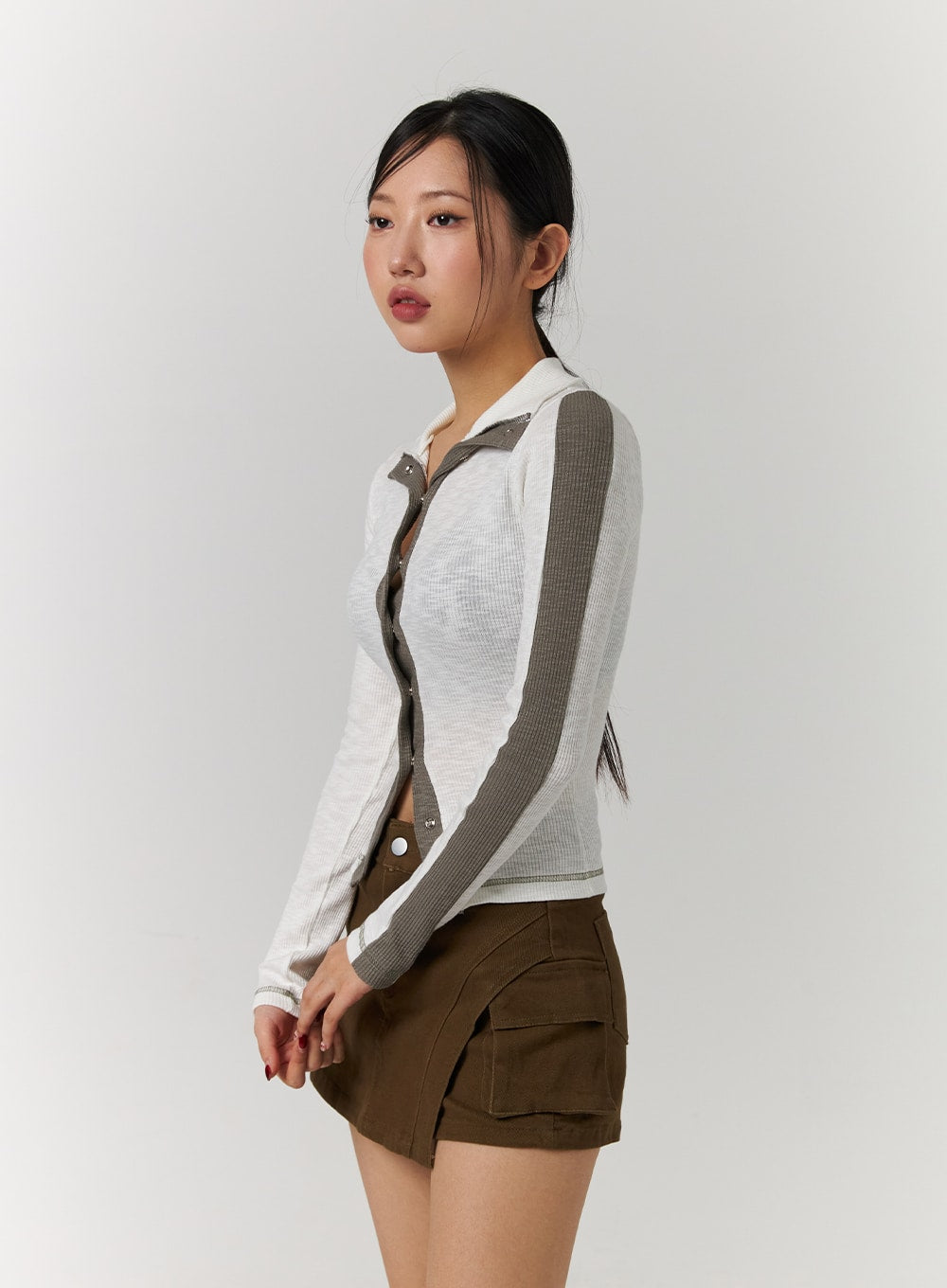 V-Neck Button-Up Cardigan CD329