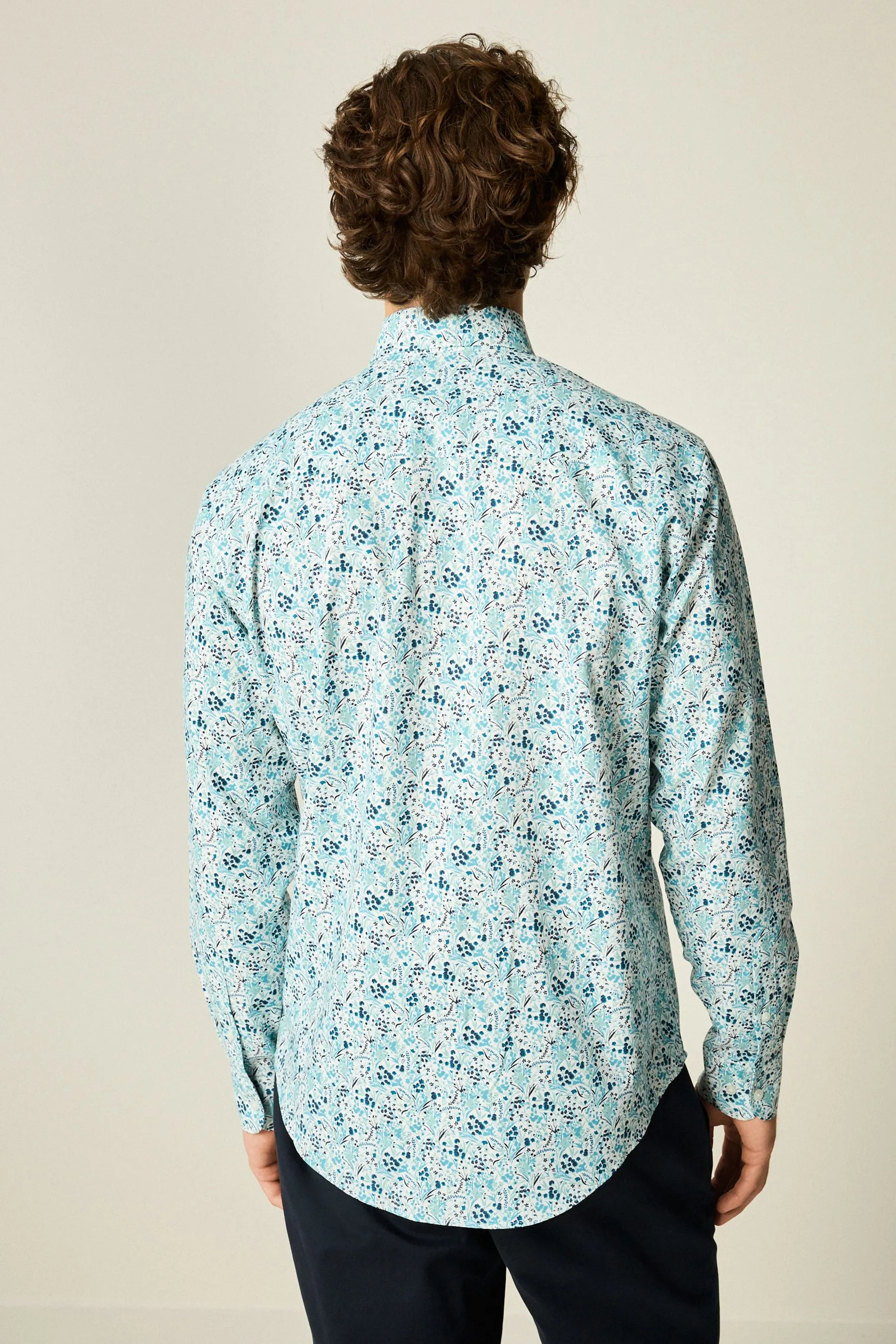 White/Blue Ditsy Floral Regular Fit Easy Iron Long Sleeve Single Cuff Printed Oxford Shirt